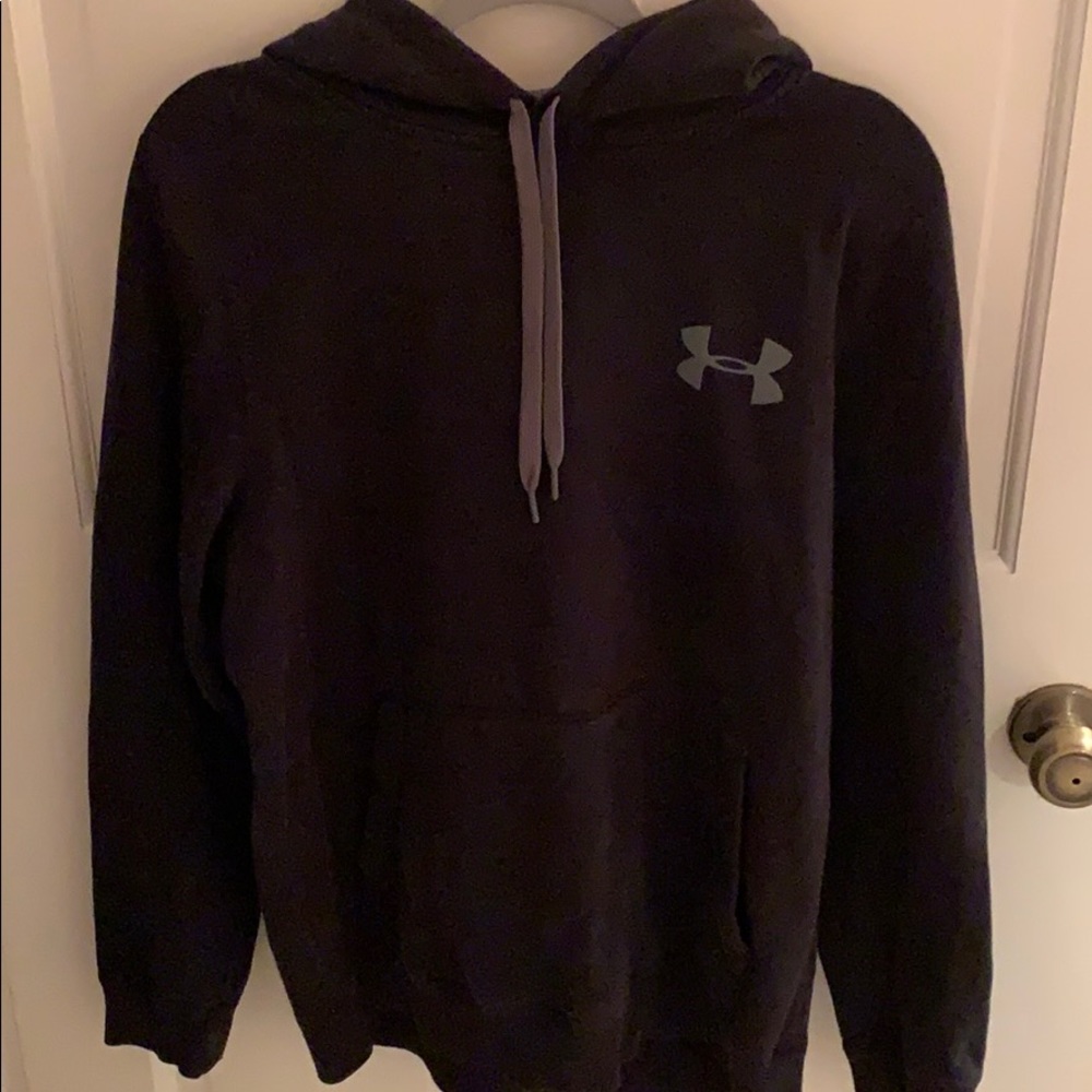 Under Armour sweatshirt